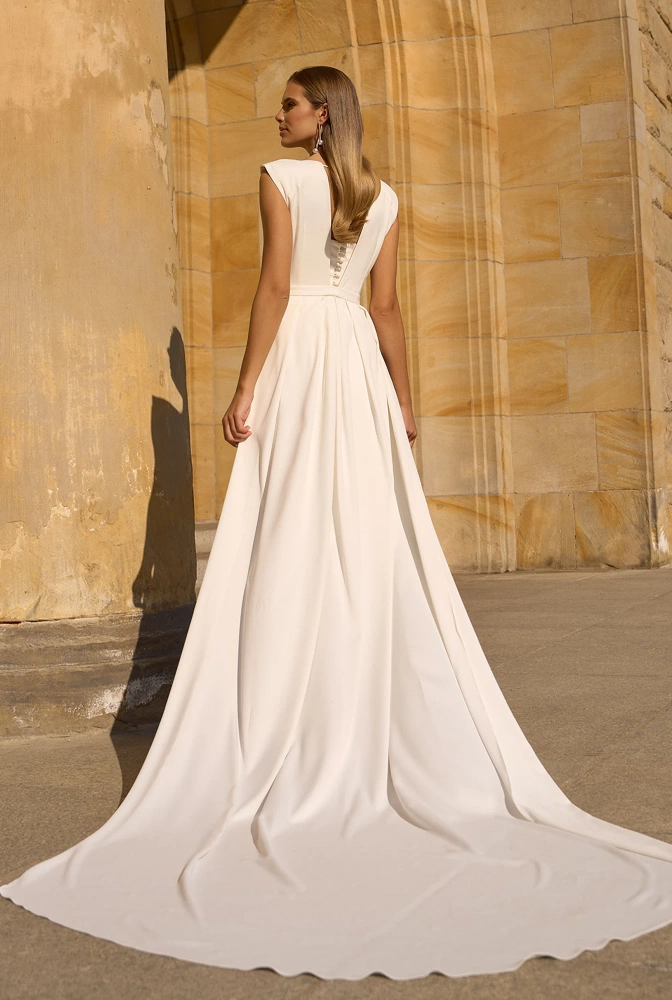 Tarsylia - Brautkleid mit abnehmbarer Schleppe