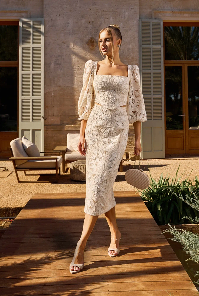 Manola - cremefarbenes durchbrochenes Midikleid aus Baumwolle