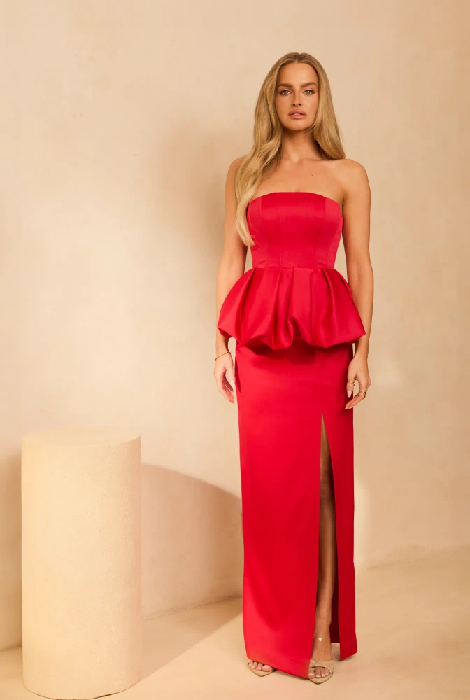 Ferrera – red Set: Corset + Skirt