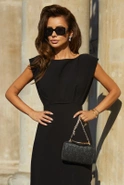 Arzu - Elegantes schwarzes Kleid mit seitlichem Reißverschluss