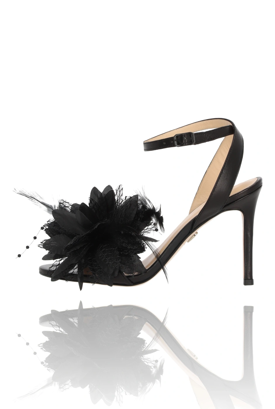 Brinley - Klassische schwarze Stilettos mit gefiederter Clip-on-Blume