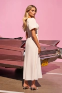Hover - eleganter Midi in Ecru mit Blume