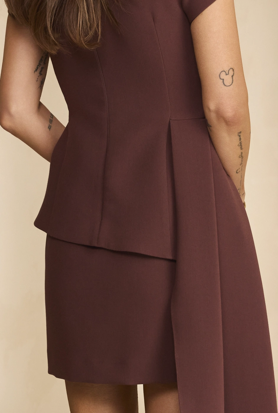 Torreda – brown mini skirt with elasticated waistband