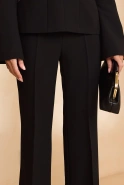 Quelo – schwarze Hose mit ausgestelltem Bein