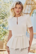 Lurdes – Set in Off-White: Bluse + Rock
