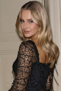 Ketnis - black mini with fringes on lace