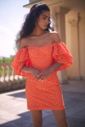 Sucre - Elegant mini lace dress in invigorating orange