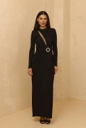Ariana - Schwarzes Maxikleid mit verschnörkelter Schnalle, Schulterpolstern und Zirkonen