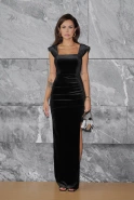 Diamante – schwarzes Samt-Maxikleid