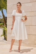 Rebeca – ausgestelltes Midikleid in Ecru