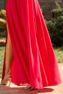 Rolanda - asymmetrisches Maxikleid mit abnehmbaren Ärmeln und Blume
