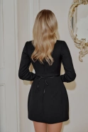 Tycjana - schwarzes Kleid mit Krawatte in der Taille