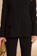 Sevil – schwarzer Blazer mit Schulterpolstern