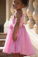Dive - Babykleid in Rosatönen mit handgefertigten Blumen und verstellbaren Trägern + Haarband