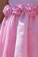 Dive - Babykleid in Rosatönen mit handgefertigten Blumen und verstellbaren Trägern + Haarband