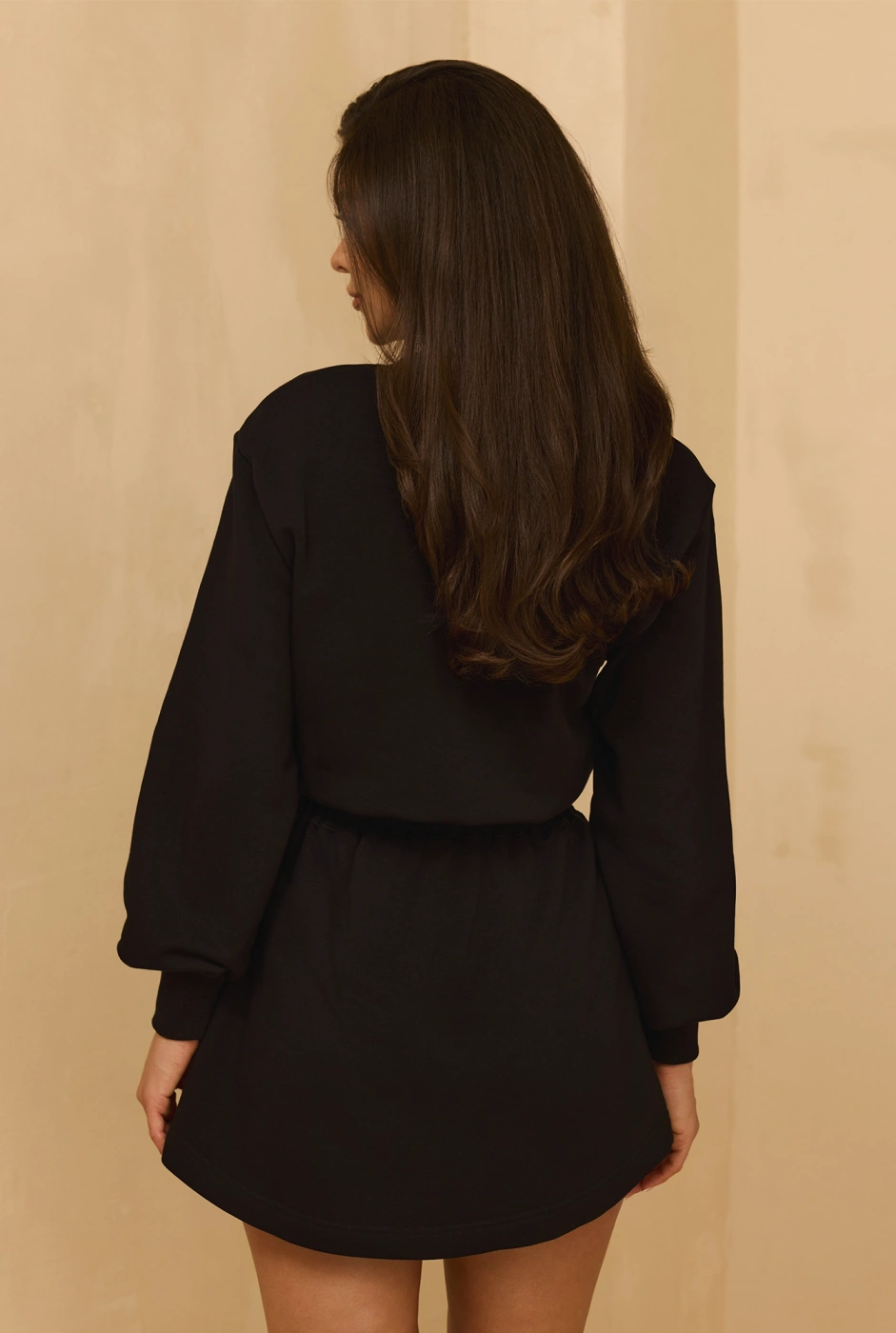 Kumiko - black tracksuit