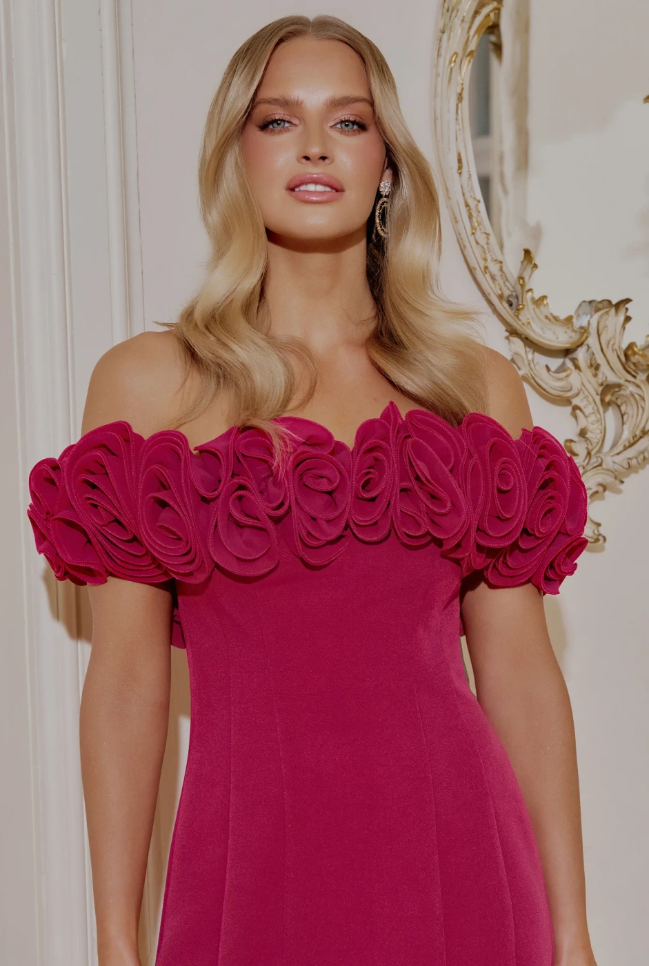 Graft - Rosa Minikleid mit Blumenverzierung