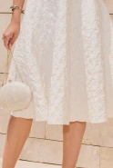 Rebeca – ausgestelltes Midikleid in Ecru