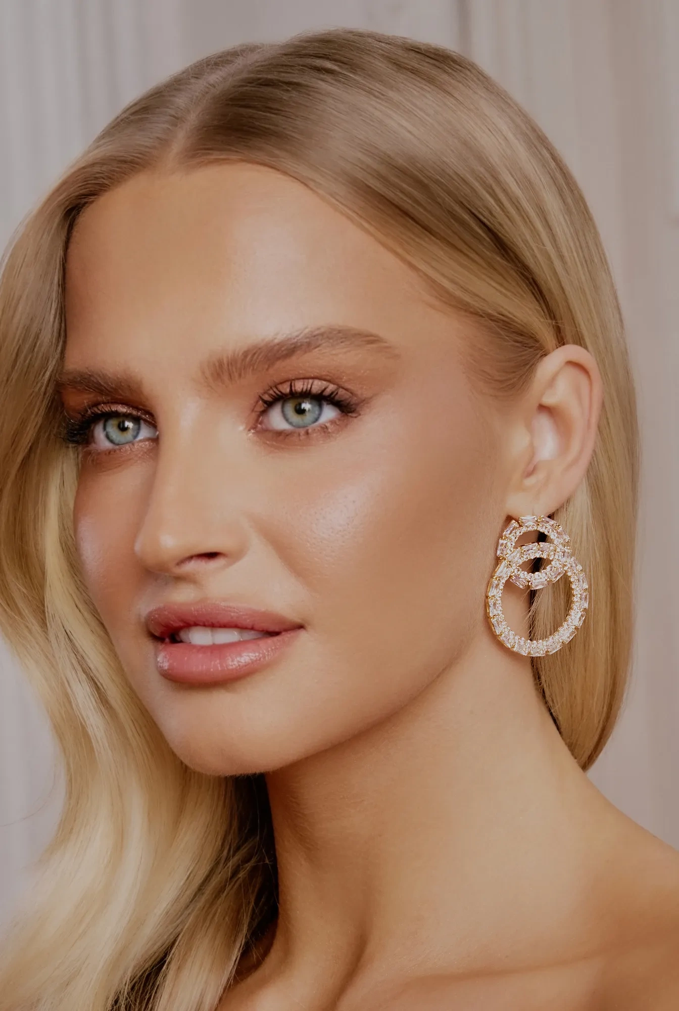 Doly - gold-plated earrings with zircons