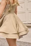Dominic – mini dress with decorative flowers