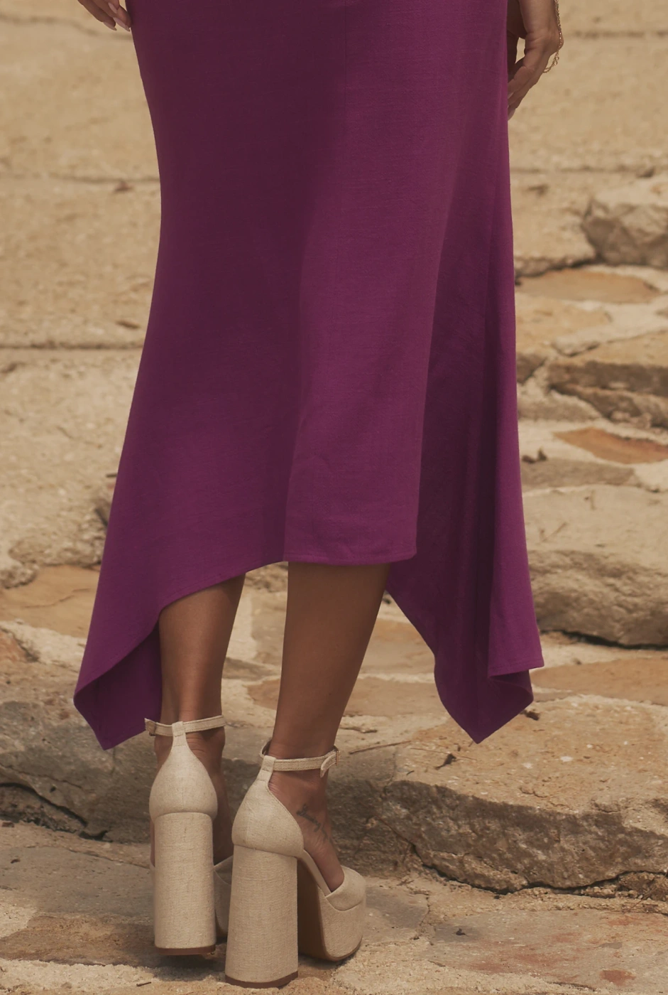 Medea - Korsett und Midirock Set in fuchsia