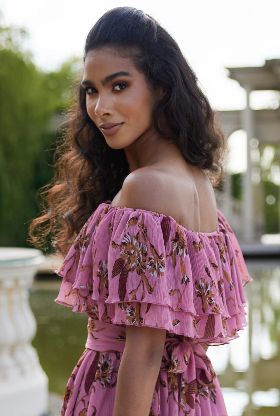 Lavinia - Midi dress in dirty pink with floral prints