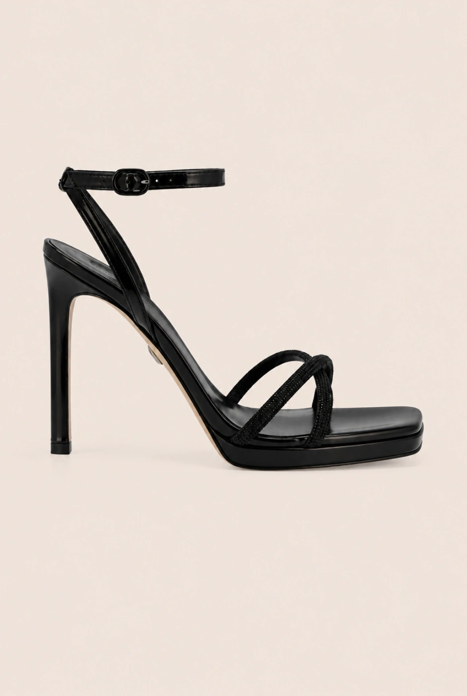Blackdoe - Naturleder - Lackleder-Sandalen mit glänzenden Riemen