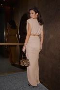 Salem – beige Maxikleid mit goldenem Gewebe