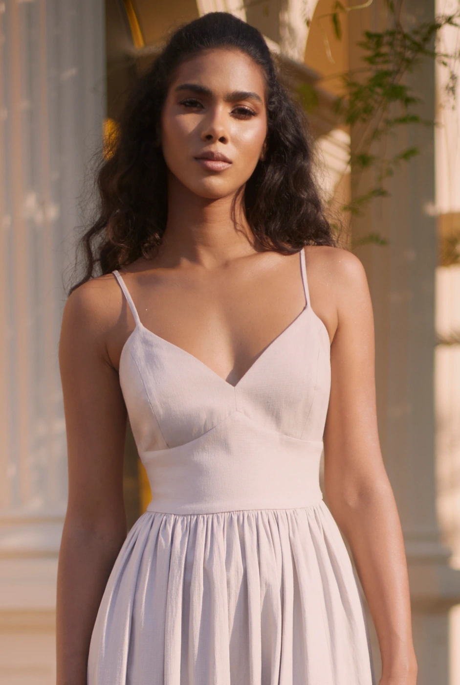 Kamalla Grau - Maxikleid im natürlichen Stil