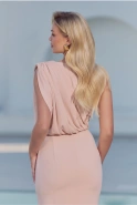 Lillemor – puderrosa Midikleid mit asymmetrischem Schnitt