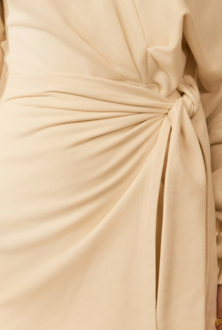 Sunira – Mini-Sweatkleid in Creme