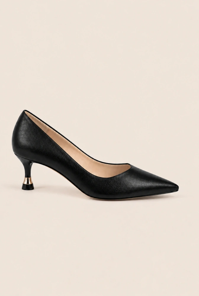 Samos – schwarze Pumps mit goldener Absatzverzierung
