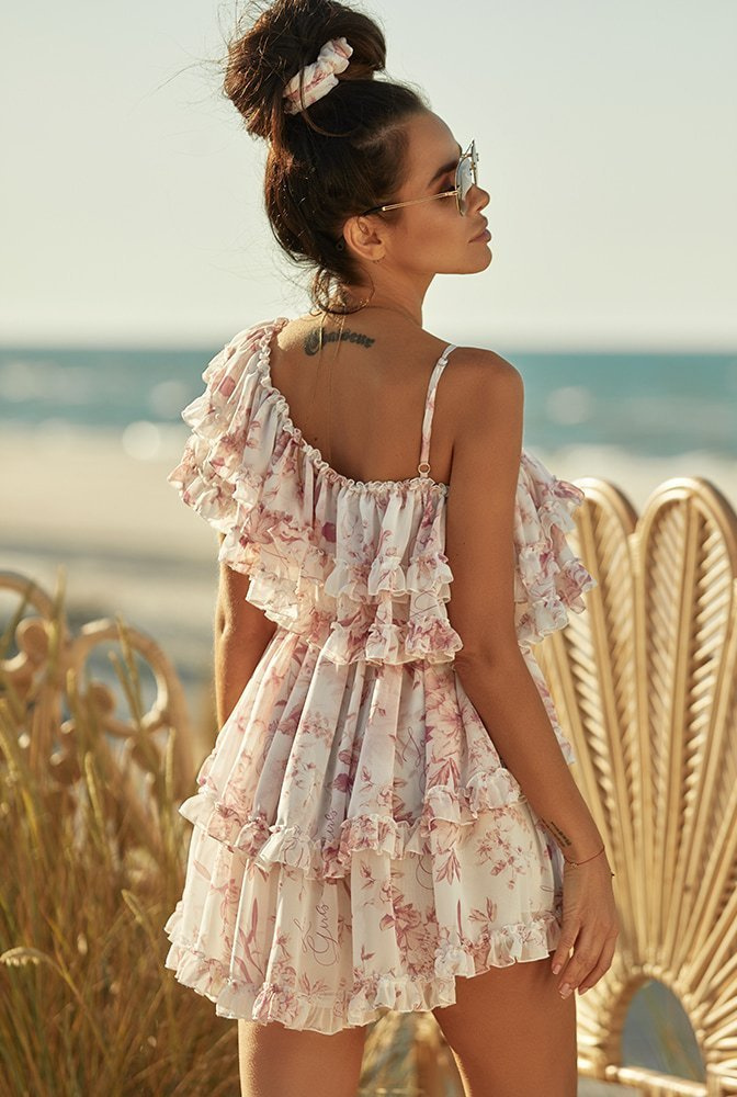 Adora - zartes, asymmetrisches Kleid aus 'Lou Girls'-Logo-Stoff