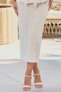 Lurdes – Set in Off-White: Bluse + Rock