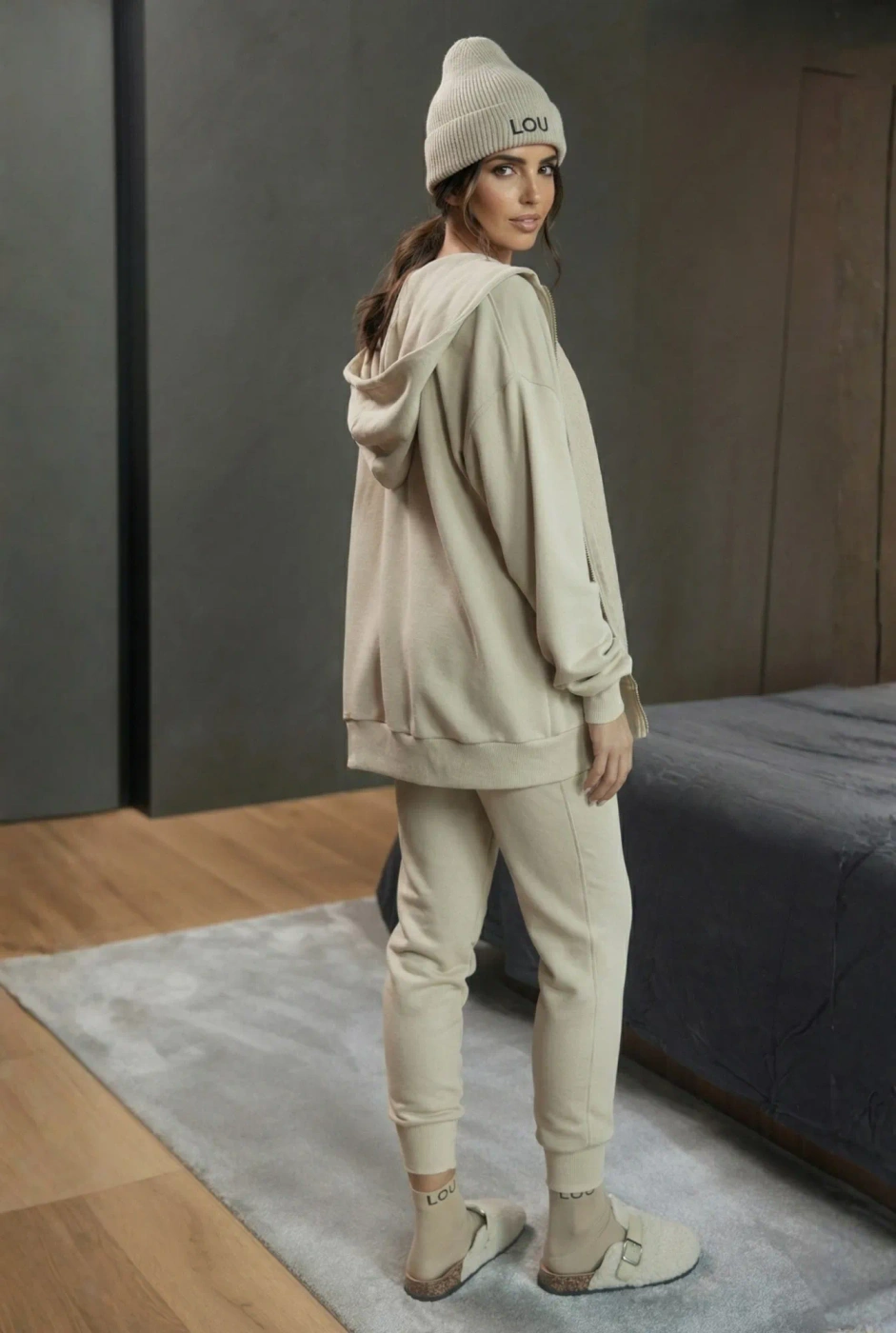 Boston Set - Comfortable Beige Tracksuit Set
