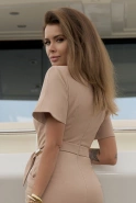 Gronda – beige mini dress with decorative loop