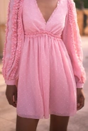 Uskaly - mini dress in magical pink