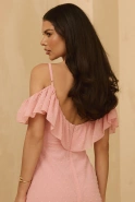 Lucette - Rosa Maxikleid mit spanischem Ausschnitt