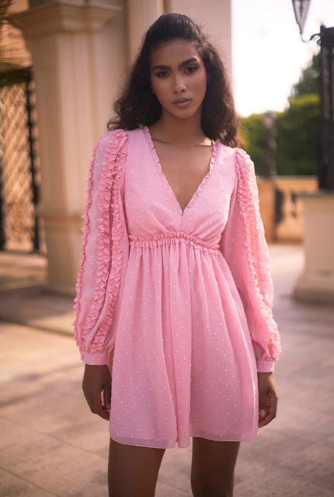 Uskaly - mini dress in magical pink