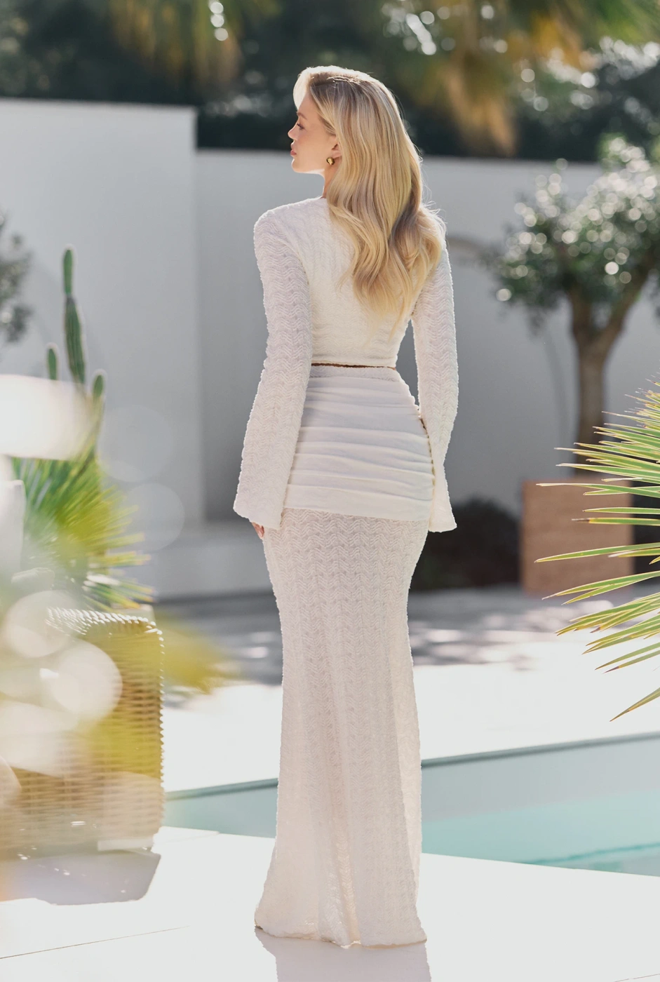 Neffa – Set: top + skirt with jewelry detail