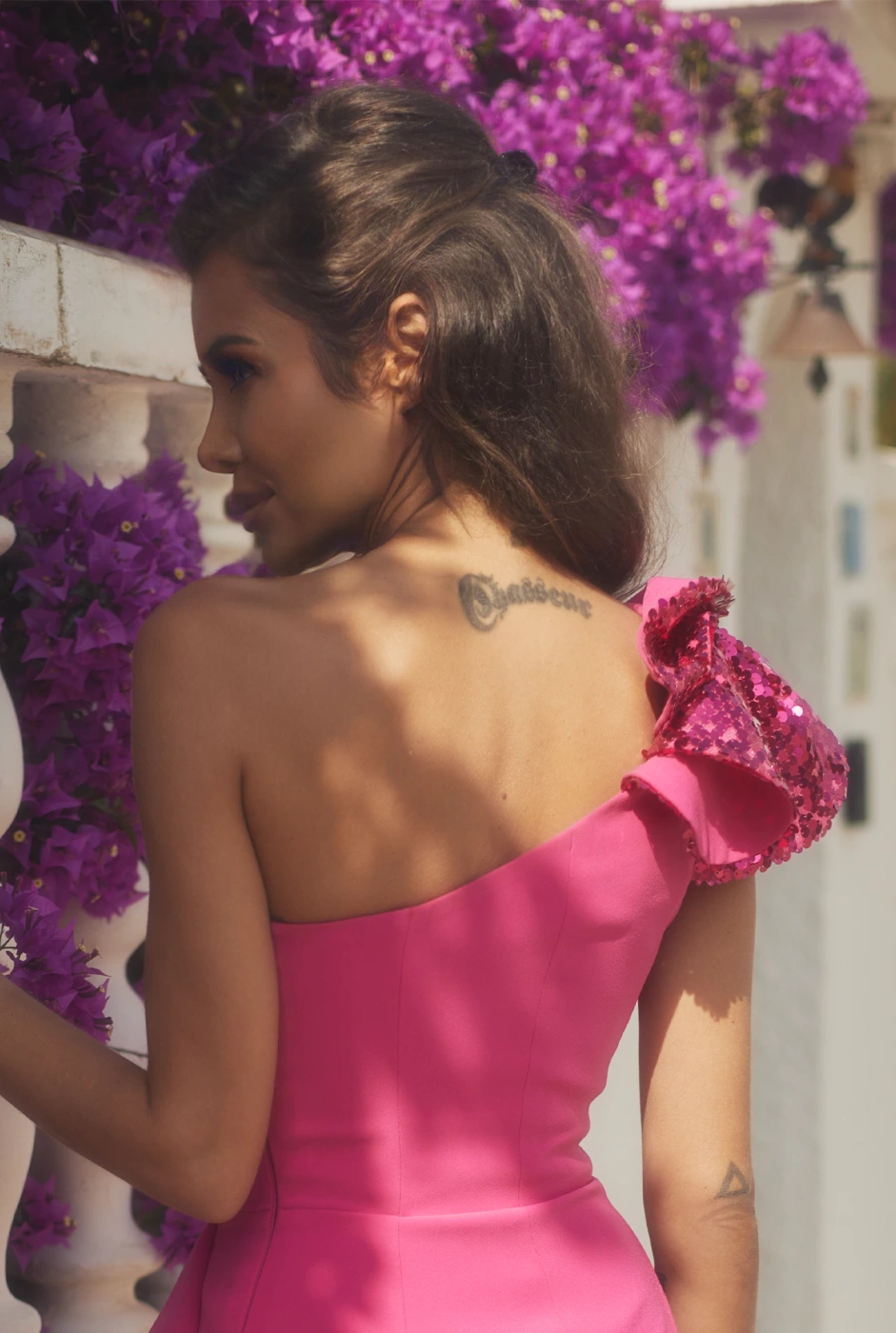 Luka - Fuchsia colored fitted mini dress with sequin ruffles
