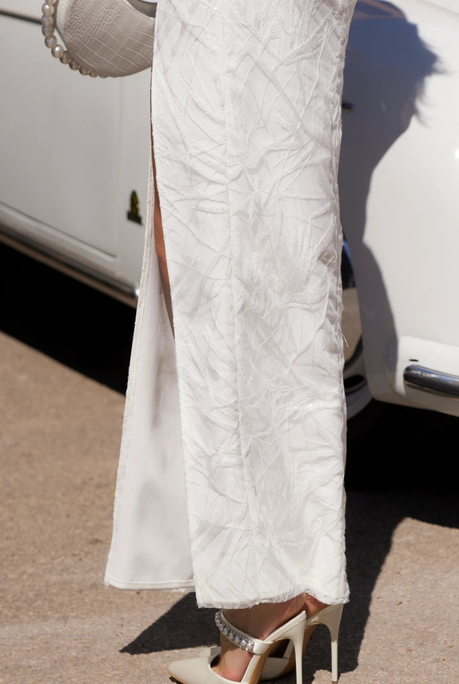 Roseane - asymmetrischer Maxi in gebrochenem Weiß