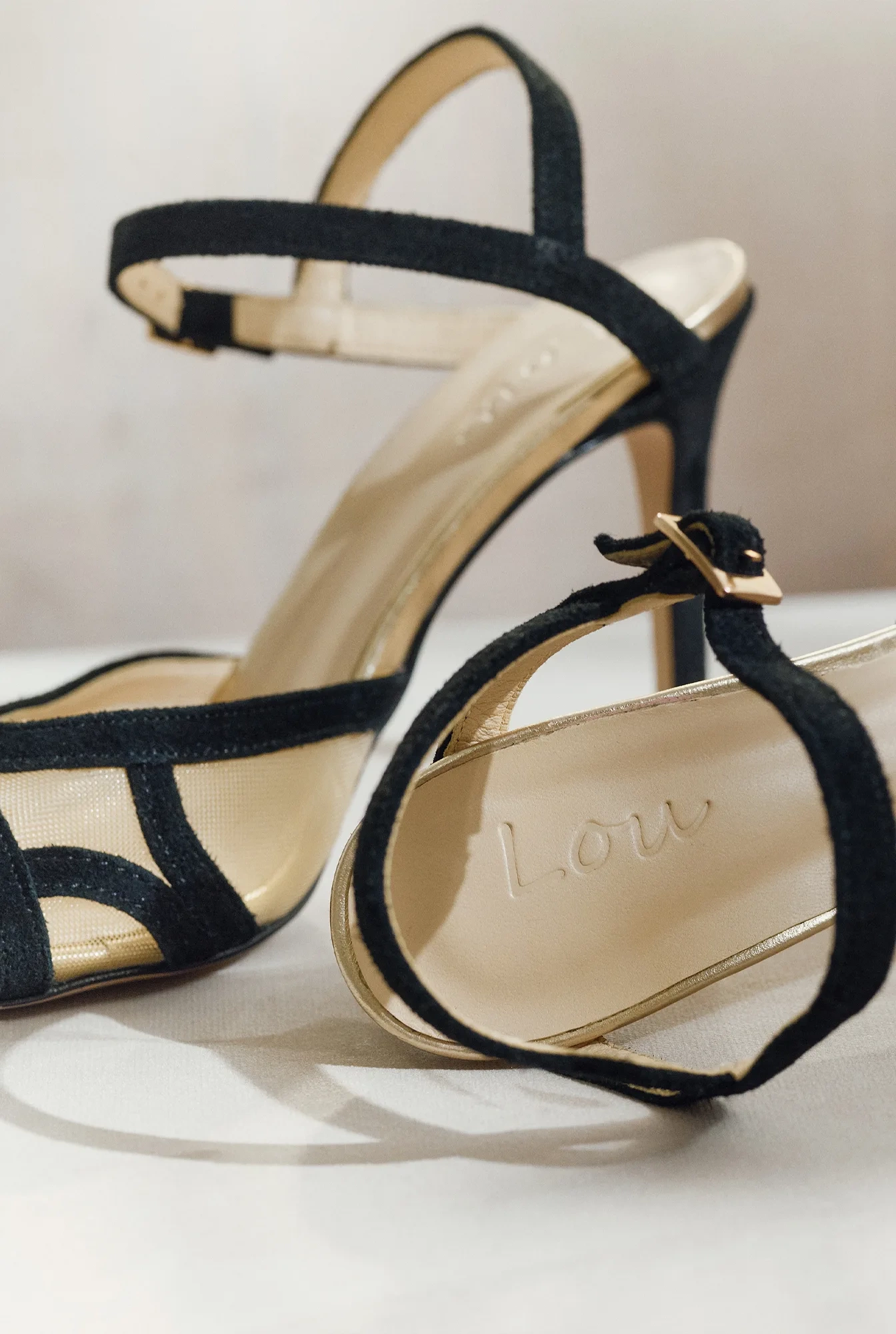 Giulia – black sandals with mesh details