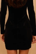 Nuna - Sinnliches schwarzes Minikleid