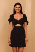 Sabrina – schwarzes Minikleid mit Puffärmeln