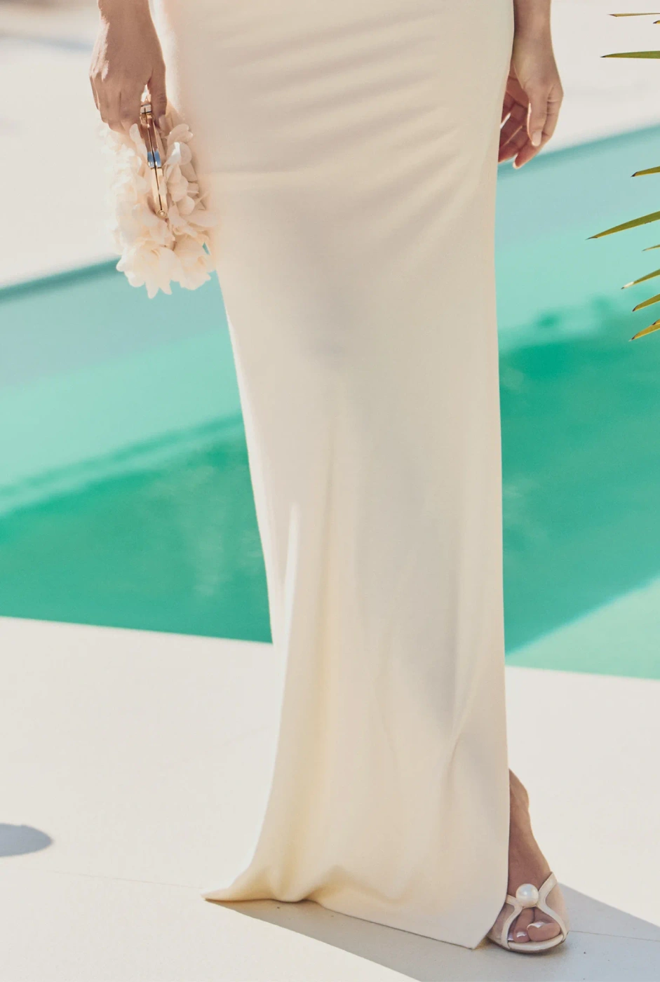 Zanna – yellow maxi dress with an open back