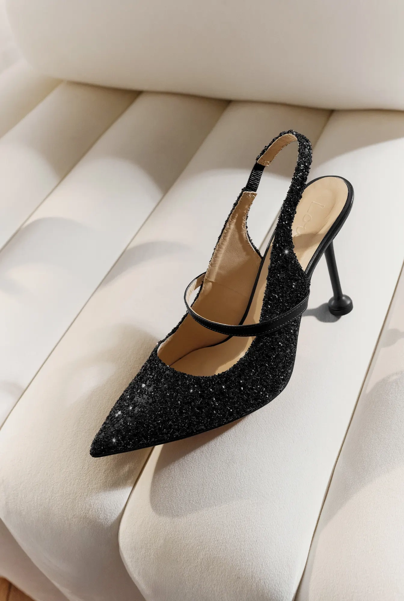 Marti – schwarze Pumps mit Glitzerapplikation
