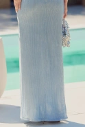 Shinet - asymmetrisches Maxikleid mit Federn