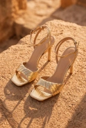 Dazzle – gold stiletto sandals