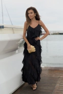 Samanta – schwarzes Maxikleid mit luftigen Volants